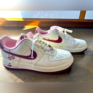 Nike Air Force “Valentines Day”